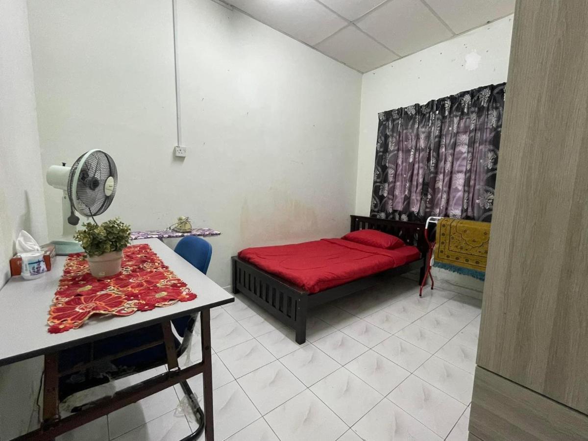 Homestaymuslim Di Teluk Intan Bagian luar foto